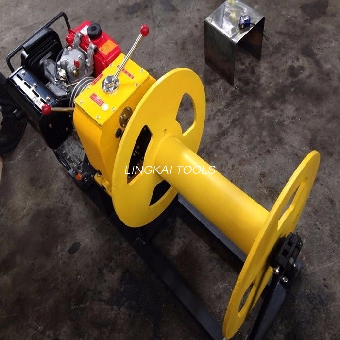 Benzine/dieselmotor kabelliertrekker neemt lier vastbindend materiaal 2 ton